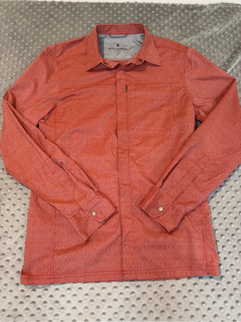 Royal Robbins Men's Red Lightweight Utility shirt outdoorsy fisherman